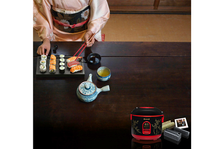 MACHINE À SUSHI BRANDT SUP515 AVEC ACCESSOIRES 500W - 1.2 L - ROUGE/NOIR